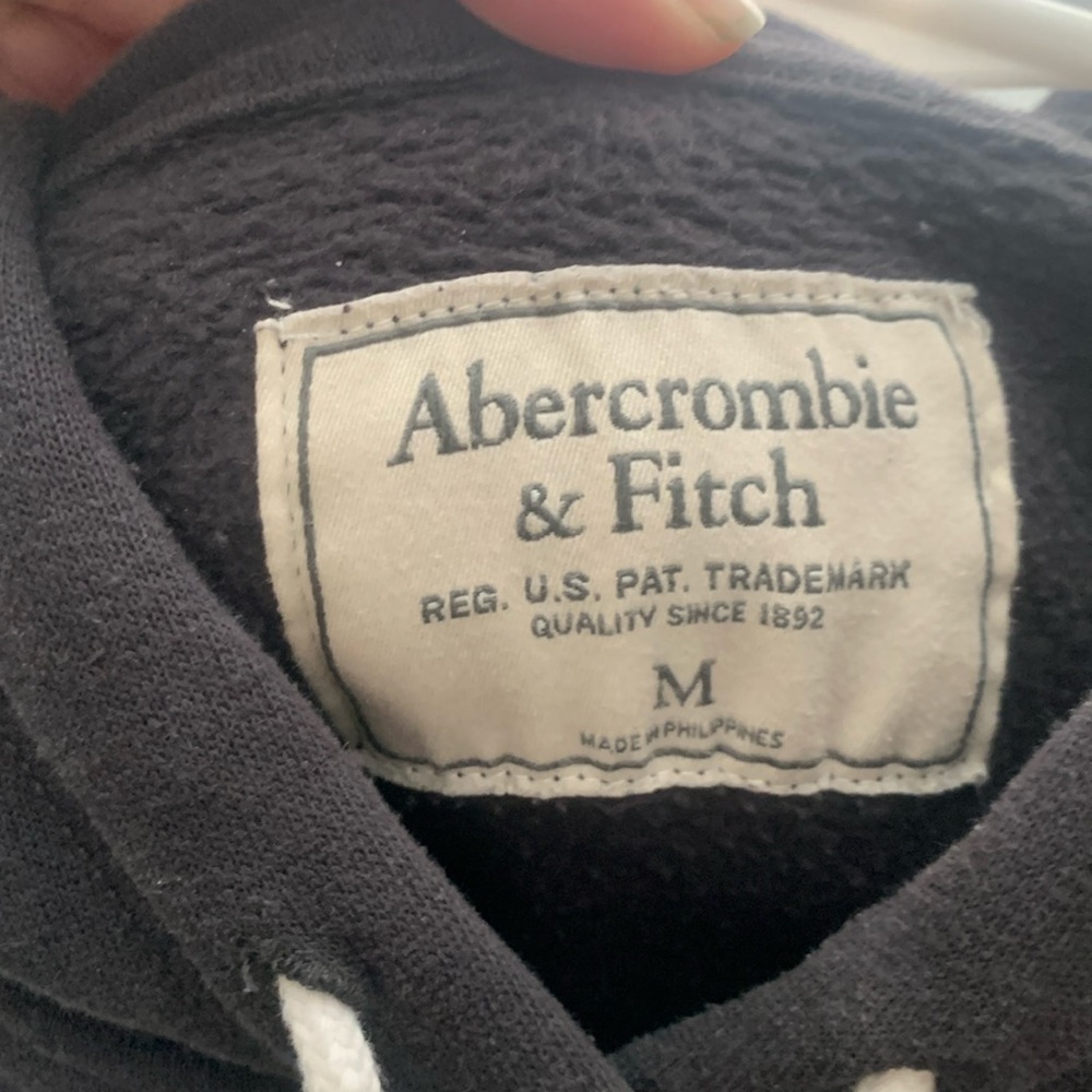 Abercrombie New York size M black